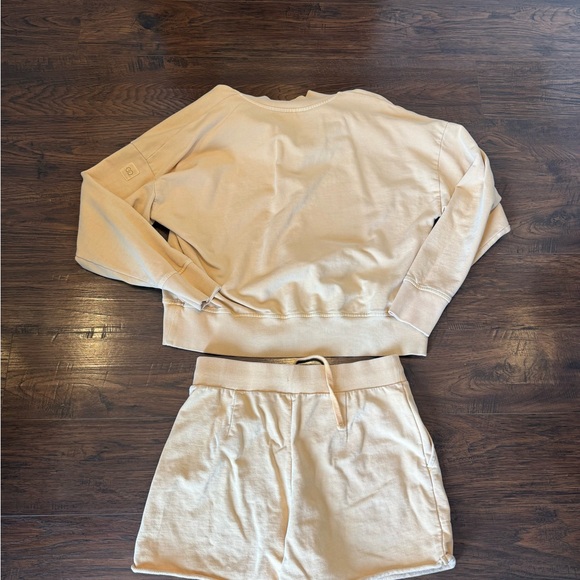 CALIA by Carrie Underwood Baby Yellow Lounge Set - Picture 4 of 4